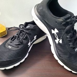 Women's UA Charged Assert 8 Running Shoes